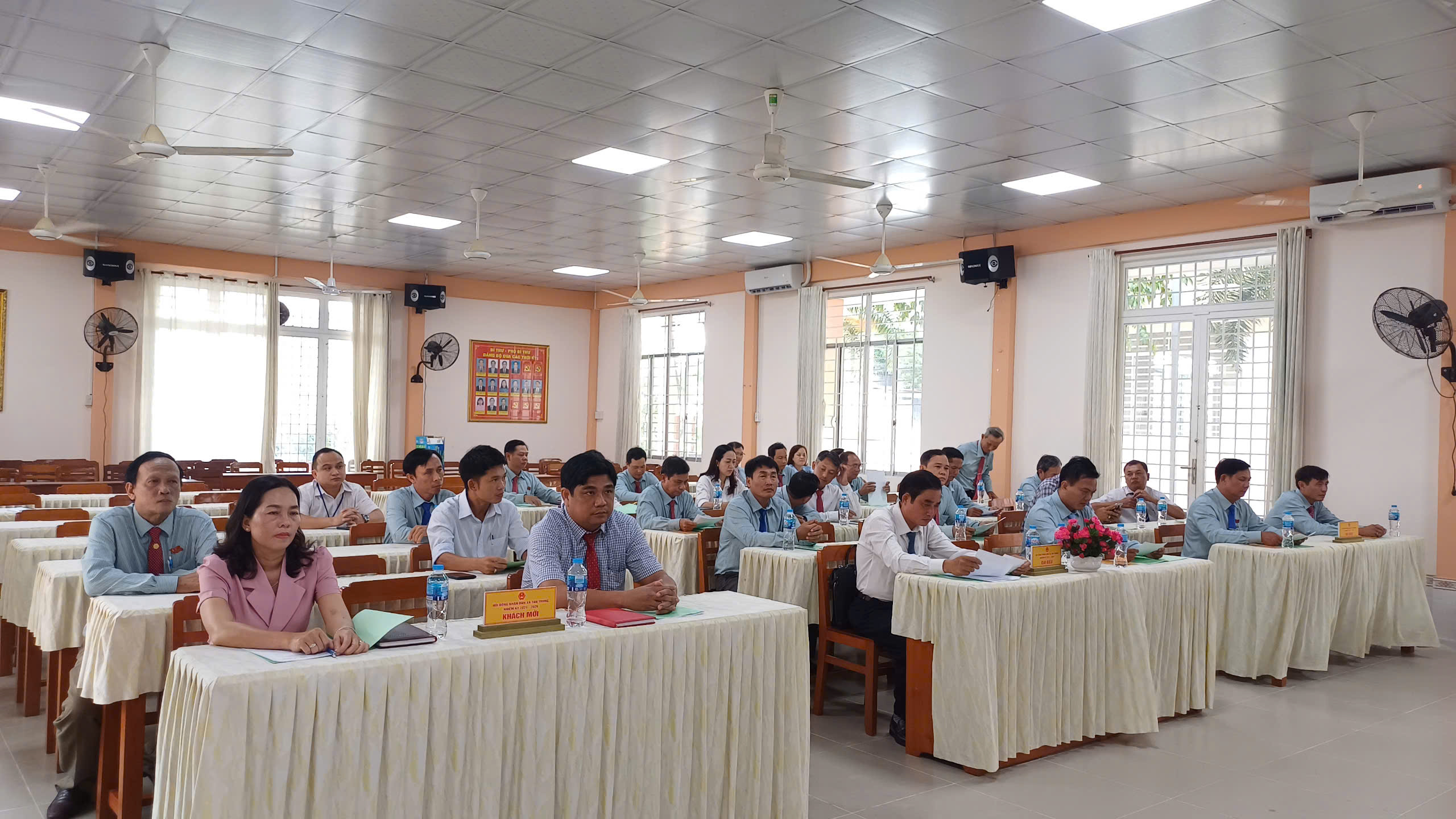 Tân Trung tổ chức kỳ họp chuyên đề HĐND xã khóa IV, nhiệm kỳ 2021-2026