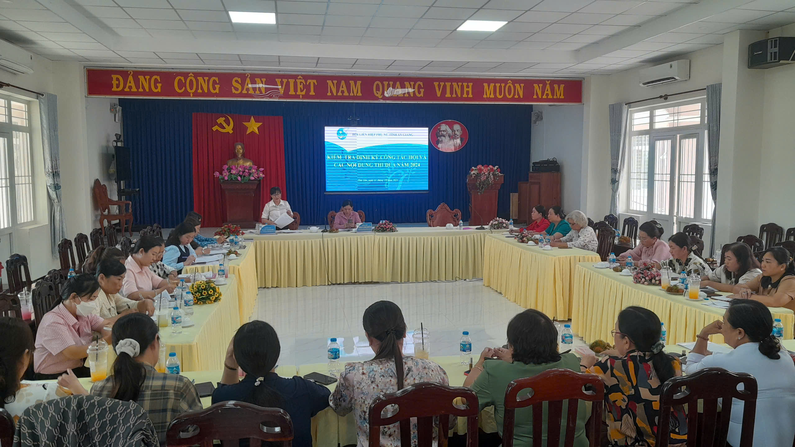 Hội LHPN tỉnh An Giang kiểm tra công tác hội và phong trào phụ nữ huyện Phú Tân năm 2024