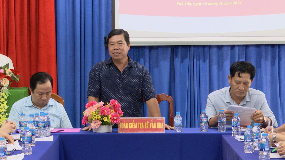 Kiểm tra việc thực hiện Chương trình mục tiêu quốc gia xây dựng nông thôn mới lĩnh vực Văn hóa, Thể thao và Du lịch tại huyện Phú Tân
