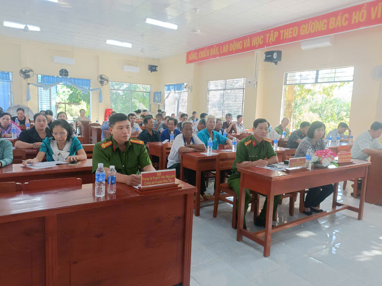 Phú Xuân tổ chức diễn đàn “Công an lắng nghe ý kiến Nhân dân”