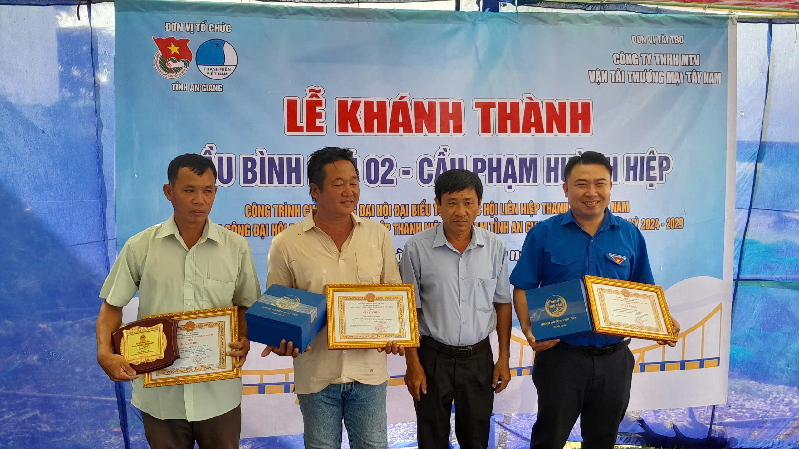 Khánh thành Cầu Bình Phú 2 - Phạm Huỳnh Hiệp, xã Phú Bình, Huyện Phú Tân