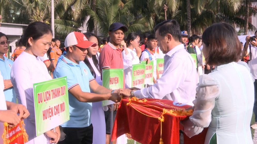 Khai mạc Giải bóng đá 7 người tỉnh An Giang năm 2024