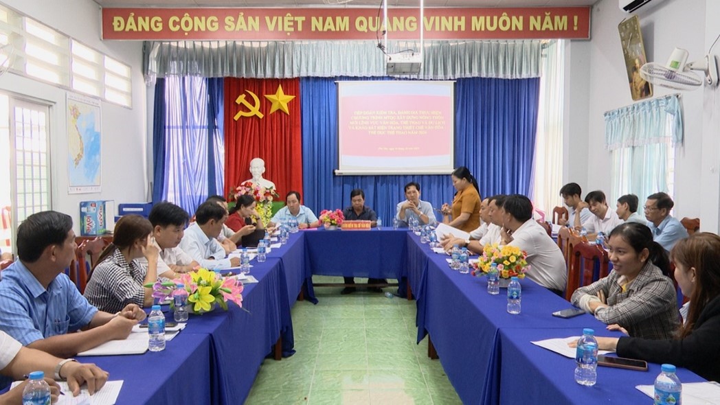 Kiểm tra việc thực hiện Chương trình mục tiêu quốc gia xây dựng nông thôn mới lĩnh vực Văn hóa, Thể thao và Du lịch tại huyện Phú Tân