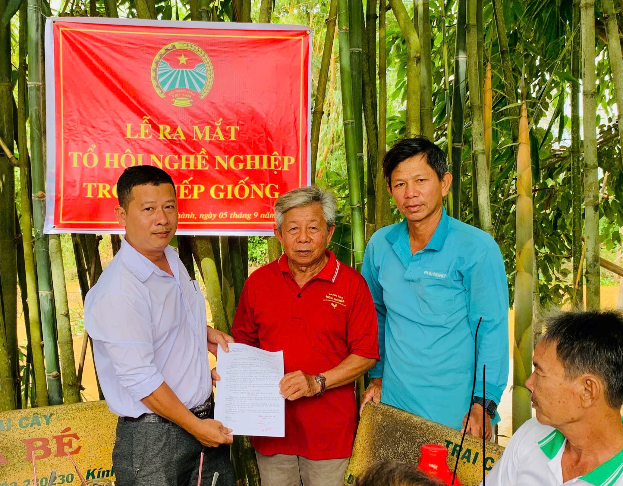 Ra mắt Tổ hội nghề nghiệp trồng Nếp giống